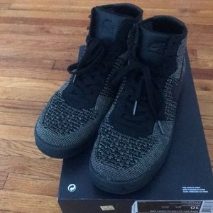 Nike AF1 Ultra Flyknit Mid Size 10 Barely Used